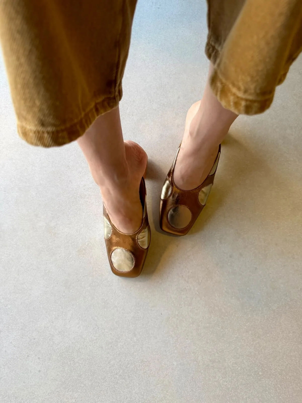 Mule Feminino com Salto Madeira Dot - Imagem 3