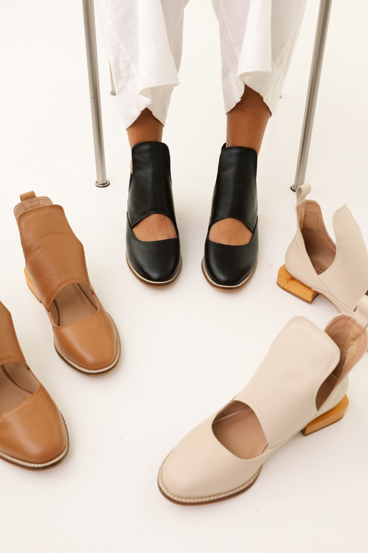 Bota Feminina Salto Baixo Toronto - Imagem 2