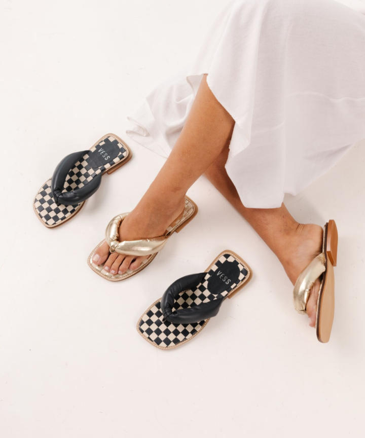 Rasteira Feminina em Couro Módena