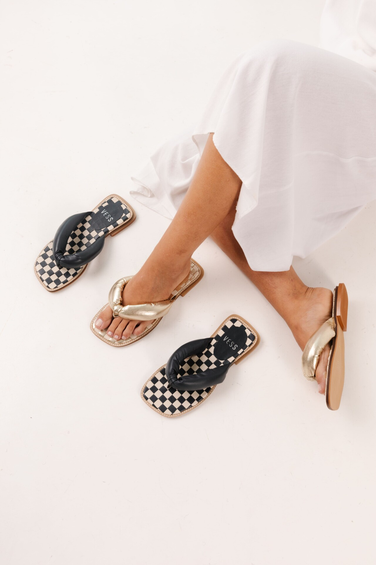 Rasteira Feminina em Couro Módena