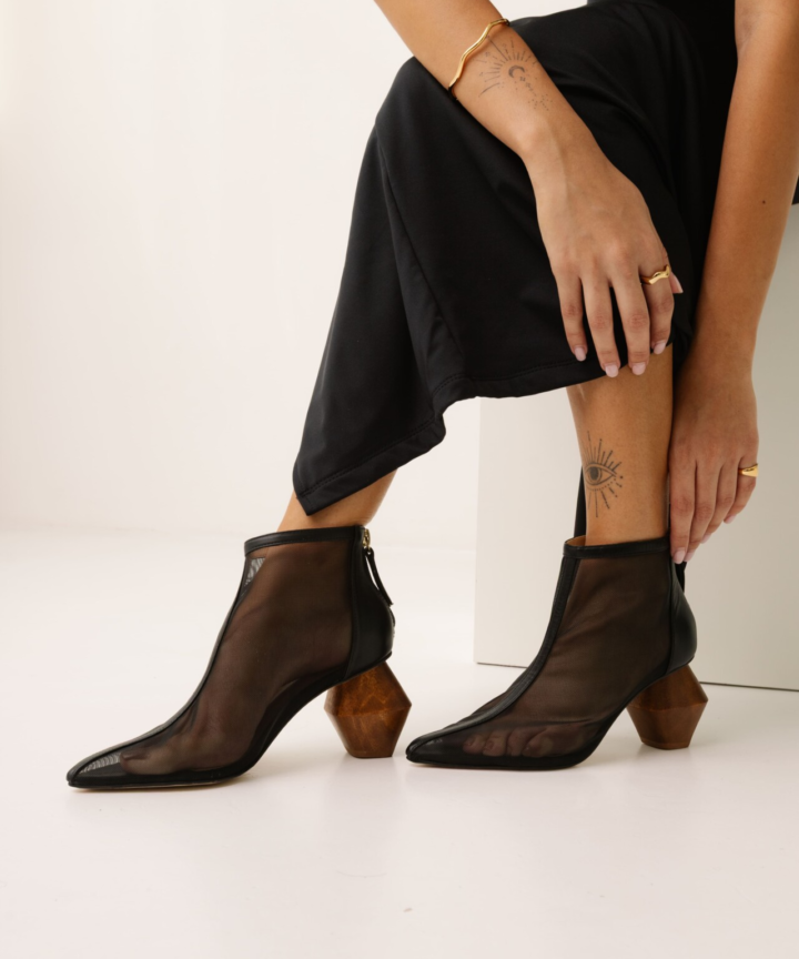 Bota Feminina Transparente Patrícia