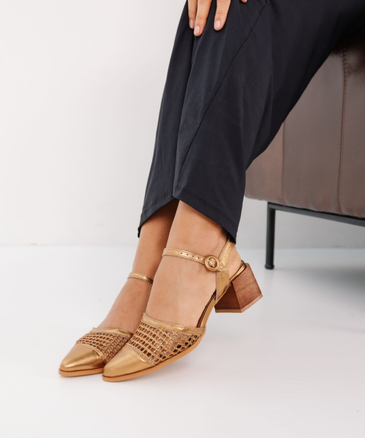 Sapato Feminino em Couro Nana