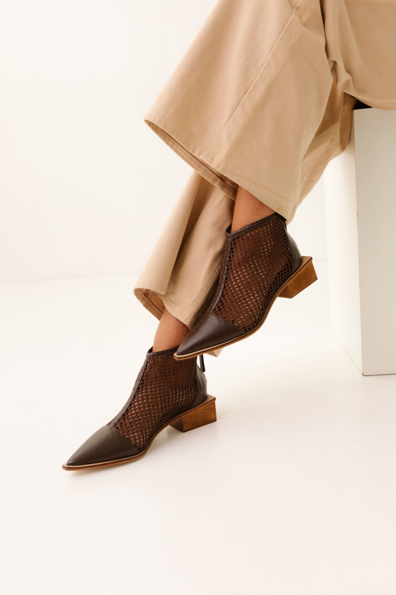 Bota em Couro Telado Treccia - Imagem 4