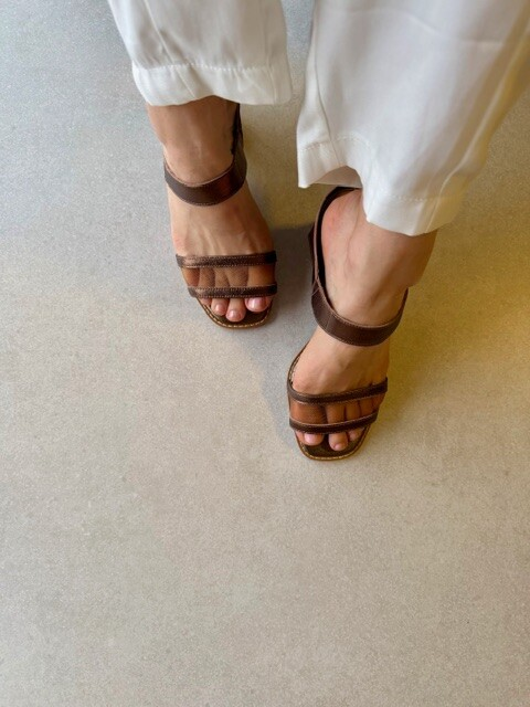 Tamanco Feminino Bajaur em Couro