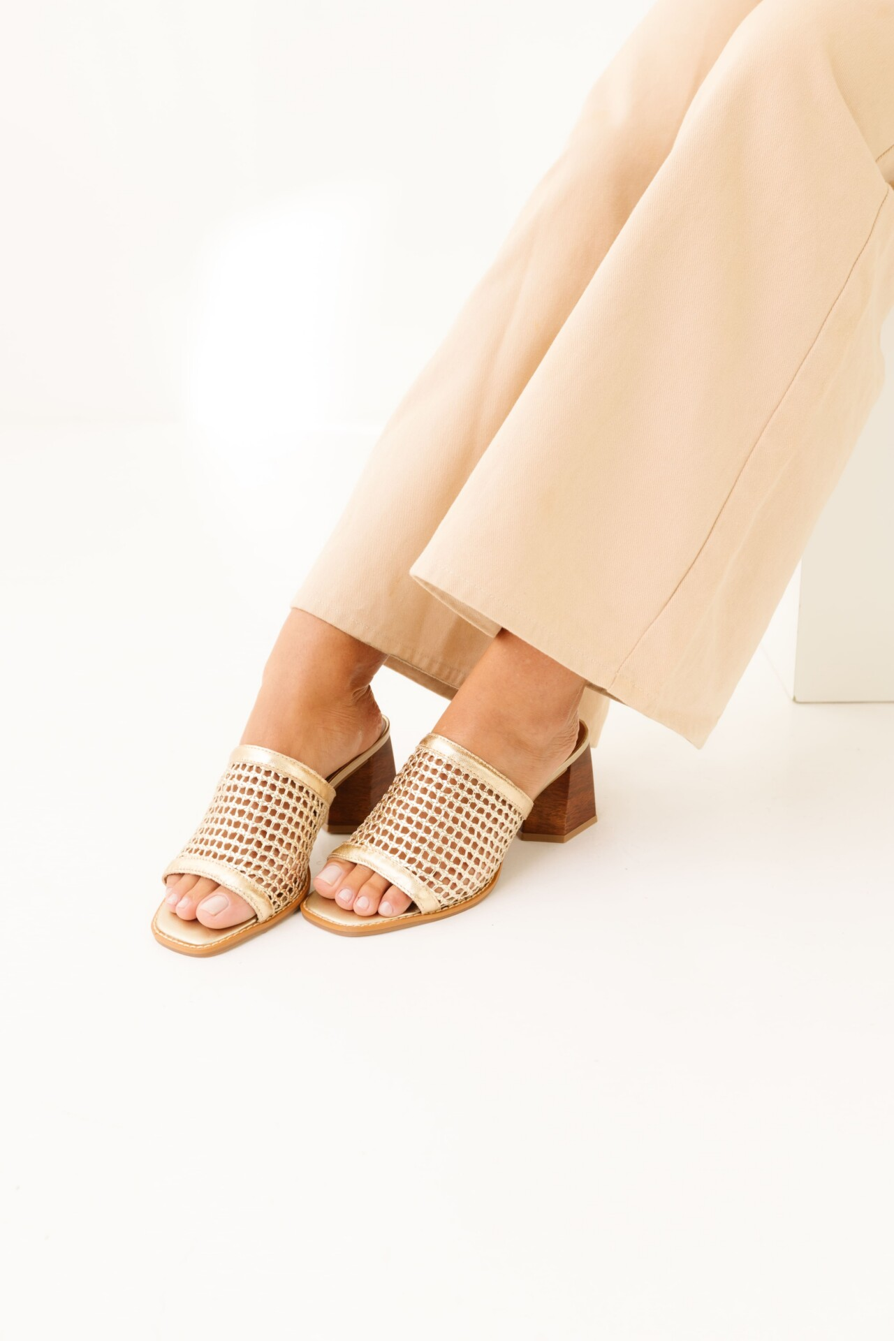 Tamanco em Couro Telado Donna - Imagem 2