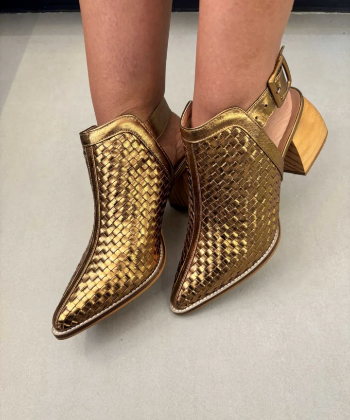 Sapato Feminino em Couro Tressê Haust