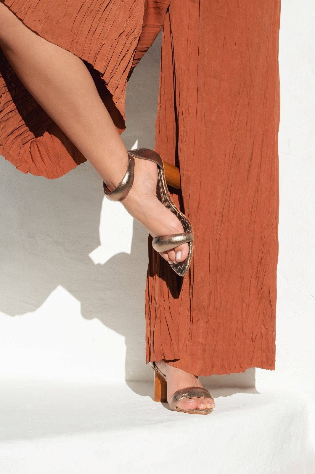 Sandália em Couro Feminina Riace - Imagem 4