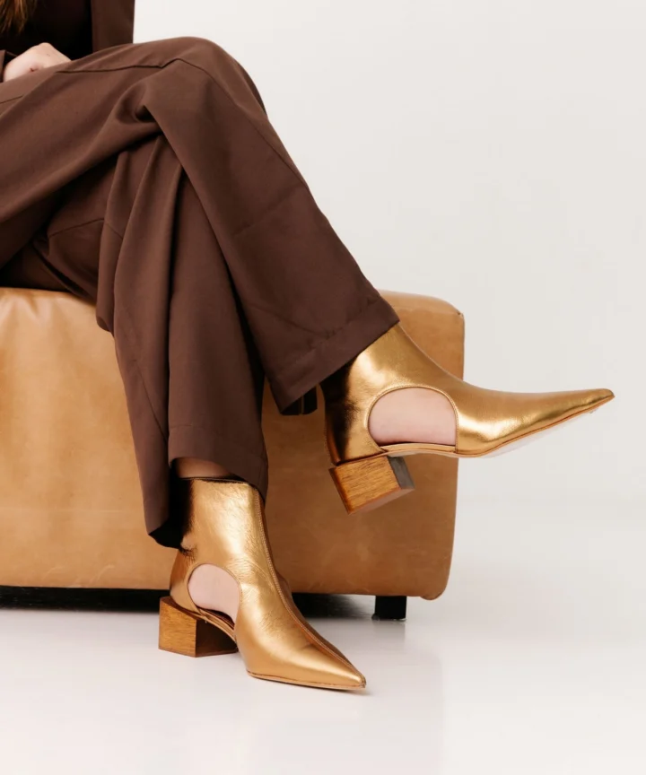 Bota Feminina em Couro Toucan